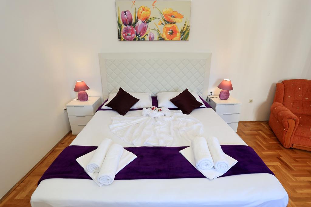 Apartments Maruna Self Check-In Задар Екстериор снимка